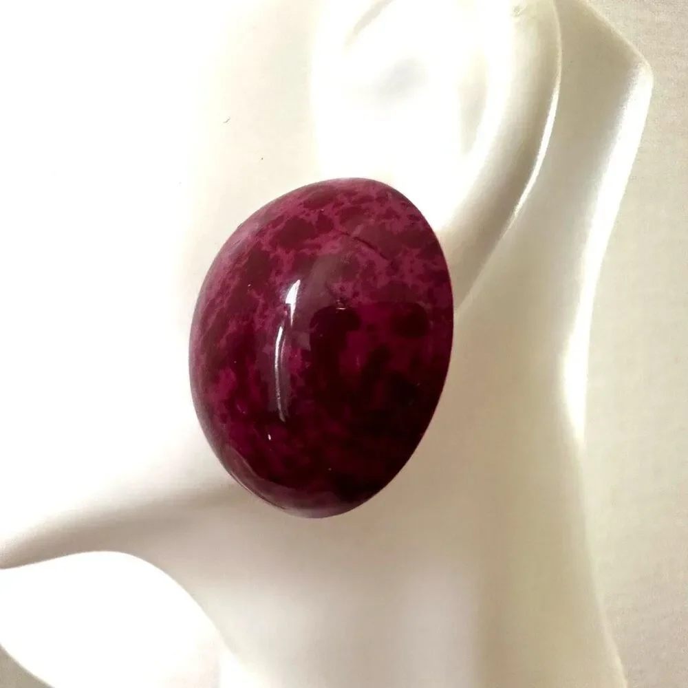 Pink vintage round post earrings